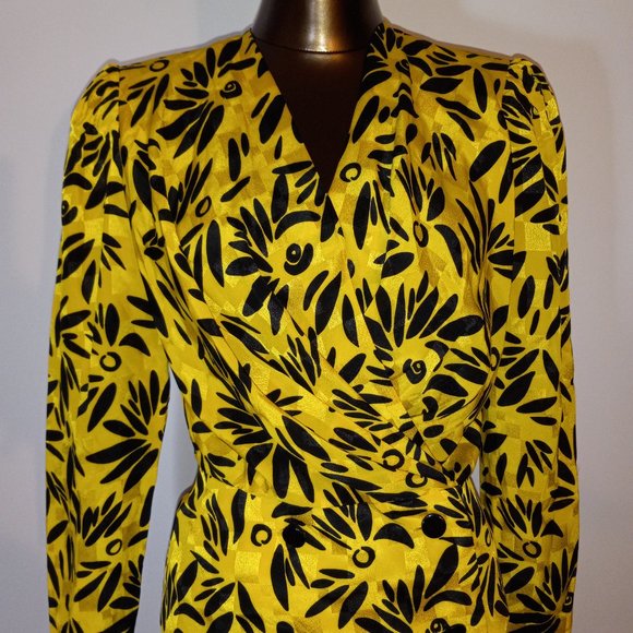 Yellow printed blouse-jacket, vintage from early1980s, made in Canada - Picture 5 of 10